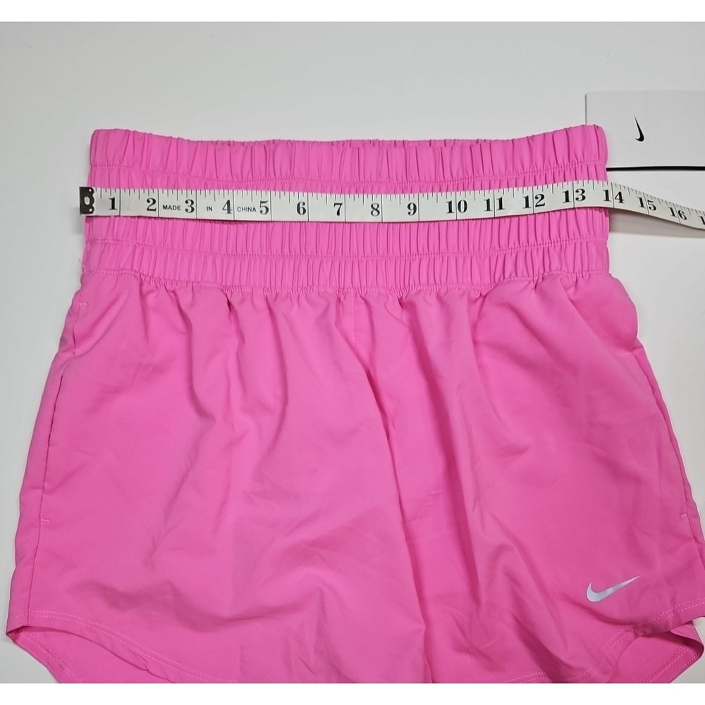 Nike Dri-FIT Womens Pink High Rise Lined Training Shorts Pockets Size Medium NWT - Picture 7 of 9
